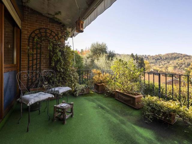 Villa Indipendente in vendita a Circoscrizione 8, Piemonte