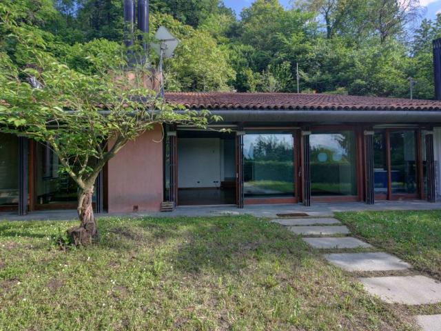 Villa Indipendente in vendita a Circoscrizione 7, Piemonte