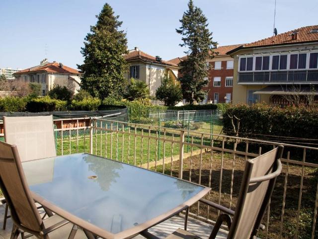 Villa Indipendente in vendita a Circoscrizione 2, Piemonte
