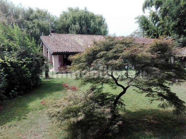 Villa Indipendente in vendita a Piemonte, Novara
