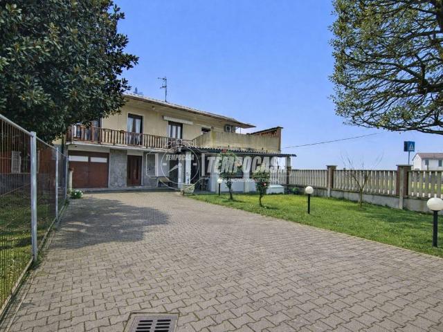 Villa Indipendente in vendita a Piemonte, Novara