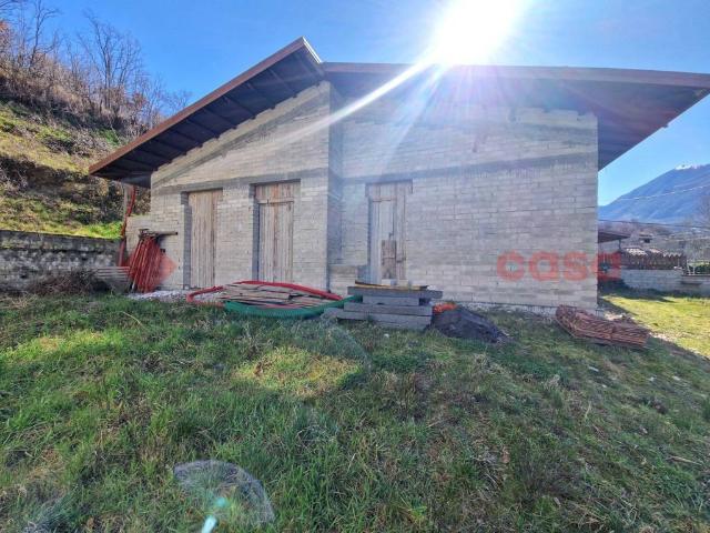 Villa Indipendente in vendita a Tornimparte, Viaro