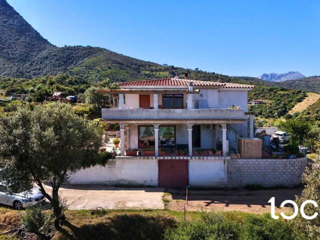 Villa Indipendente in vendita a Torpè, Sardigna/Sardegna
