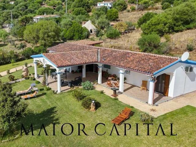 Villa Indipendente in vendita a Torpè, Sardigna/Sardegna