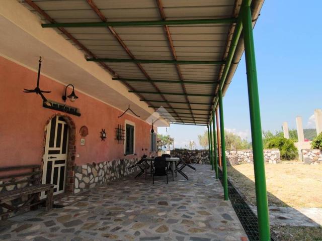 Villa Indipendente in vendita a Torraca, Campania