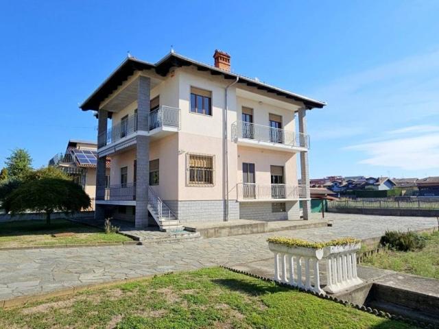 Villa Indipendente in vendita a Torrazza Piemonte, Torino