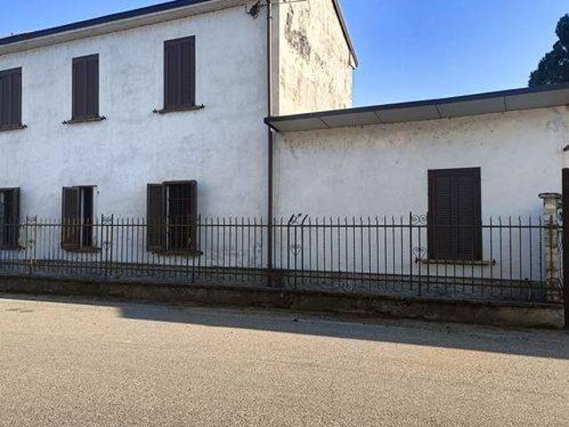 Villa Indipendente in vendita a Torre Beretti, Lombardia