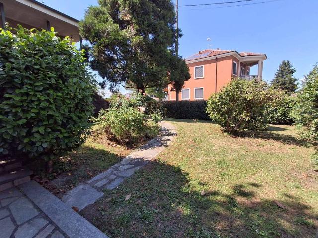 Villa Indipendente in vendita a Torre Beretti, Lombardia