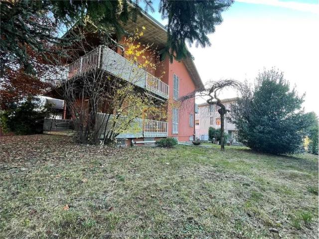 Villa Indipendente in vendita a Torre Boldone, Lombardia