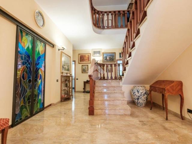 Villa Indipendente in vendita a Gaito, Torre Boldone