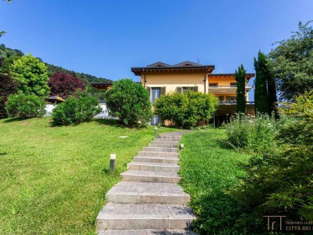 Villa Indipendente in vendita a Gaito, Torre Boldone