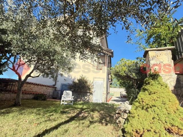 Villa Indipendente in vendita a Torre Cajetani, Frosinone