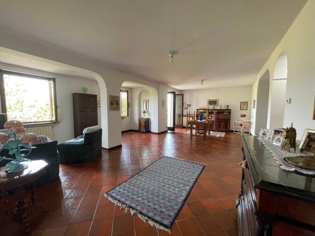 Villa Indipendente in vendita a Torre De' Busi, Lombardia