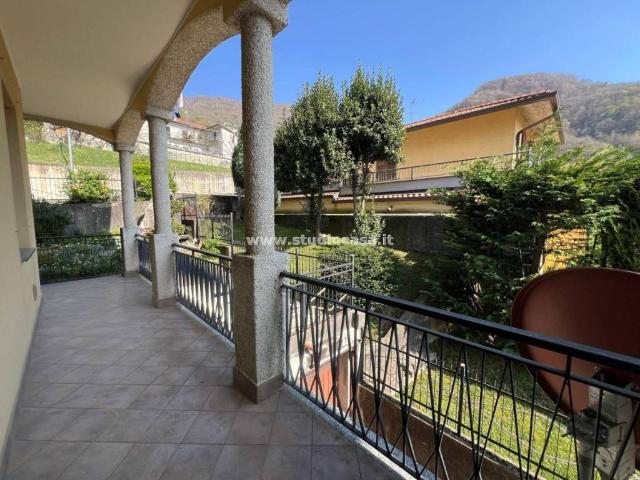 Villa Indipendente in vendita a Torre De' Busi, Lombardia