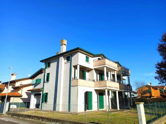 Villa Indipendente in vendita a Torre Di Mosto, Veneto