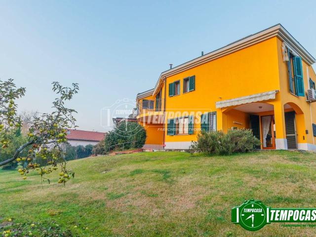 Villa Indipendente in vendita a Torre D'isola, Lombardia