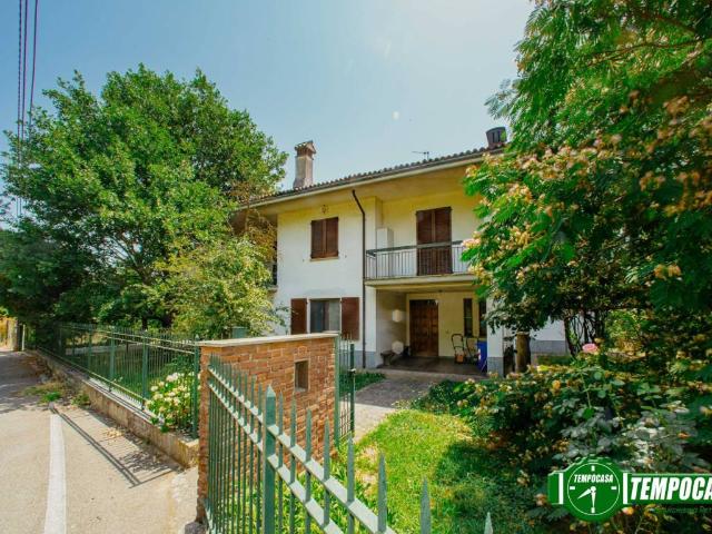 Villa Indipendente in vendita a Torre D'isola, Lombardia