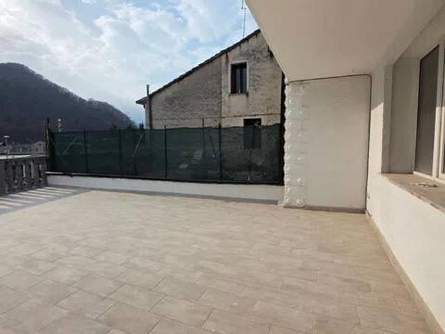 Villa Indipendente in vendita a Torrebelvicino, Veneto