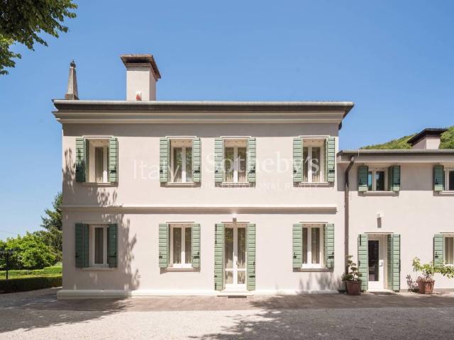 Villa Indipendente in vendita a Torreglia, Veneto