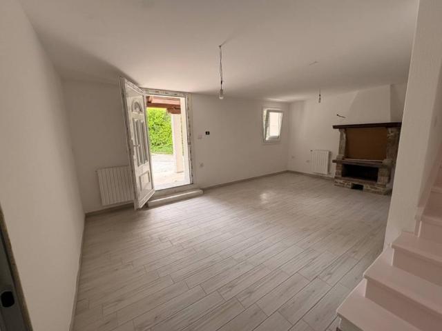 Villa Indipendente in vendita a Torreglia, Veneto