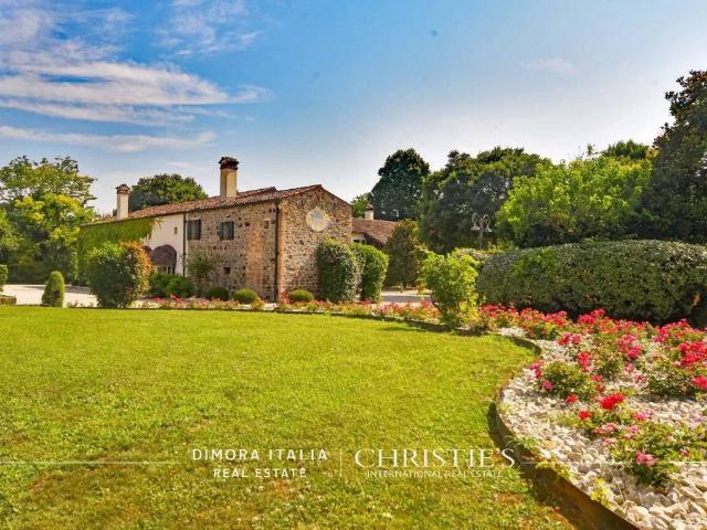 Villa Indipendente in vendita a Torreglia, Veneto