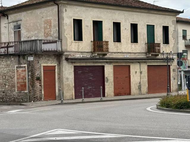 Villa Indipendente in vendita a Torreglia, Veneto