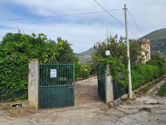 Villa Indipendente in vendita a Torretta, Sicilia