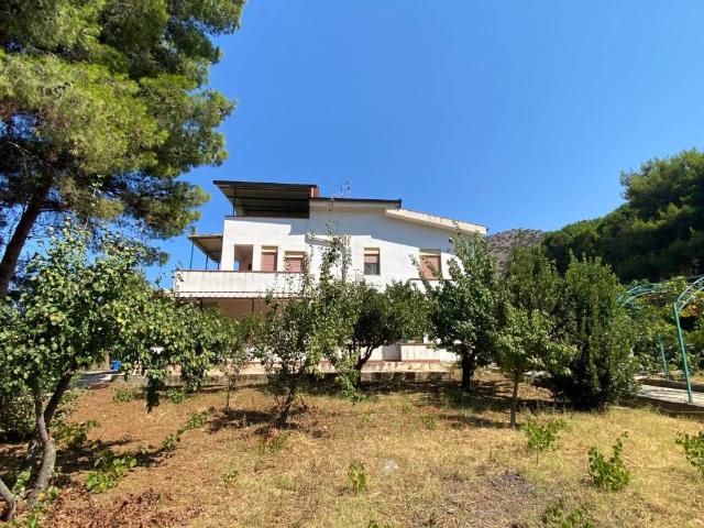 Villa Indipendente in vendita a Torretta, Sicilia