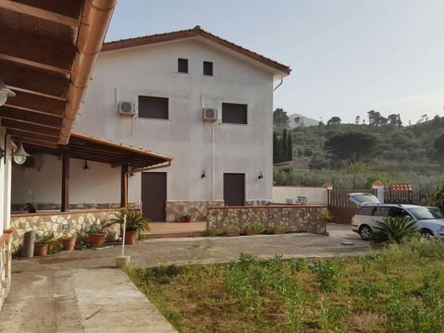 Villa Indipendente in vendita a Piano dell'Occhio, Torretta