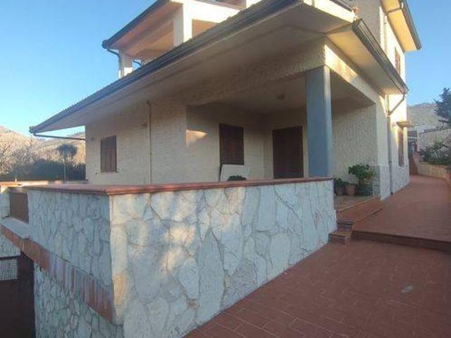 Villa Indipendente in vendita a Piano dell'Occhio, Torretta