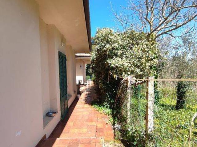Villa Indipendente in vendita a Piano dell'Occhio, Torretta