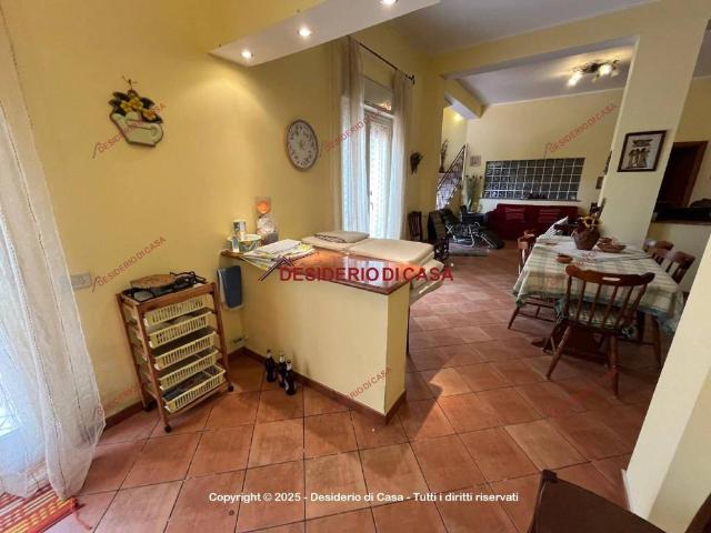 Villa Indipendente in vendita a Piano dell'Occhio, Torretta
