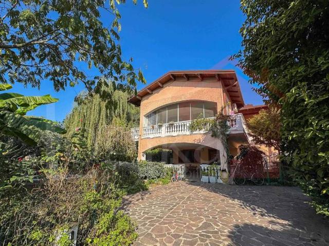 Villa Indipendente in vendita a Torrevecchia Pia, Lombardia