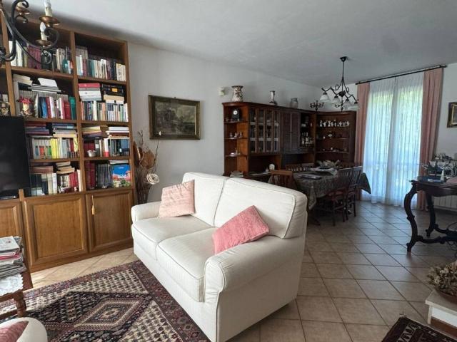 Villa Indipendente in vendita a Torrevecchia Pia, Lombardia
