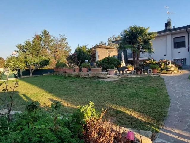 Villa Indipendente in vendita a Torrevecchia Pia, Lombardia