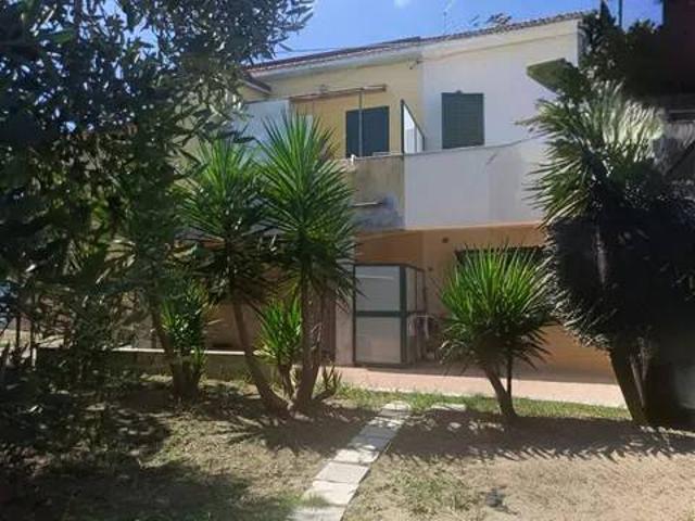 Villa Indipendente in vendita a Torrevecchia Teatina, Abruzzo