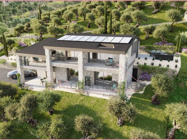Villa Indipendente in vendita a Torri Del Benaco, Veneto