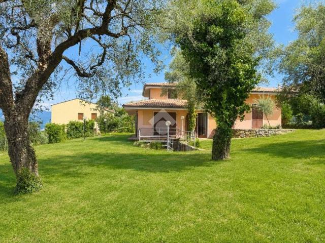 Villa Indipendente in vendita a Coi, Torri Del Benaco