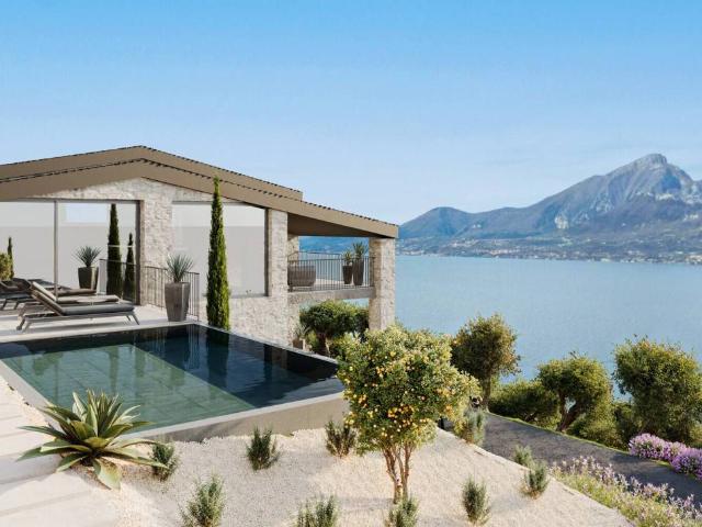 Villa Indipendente in vendita a Torri Del Benaco, Veneto