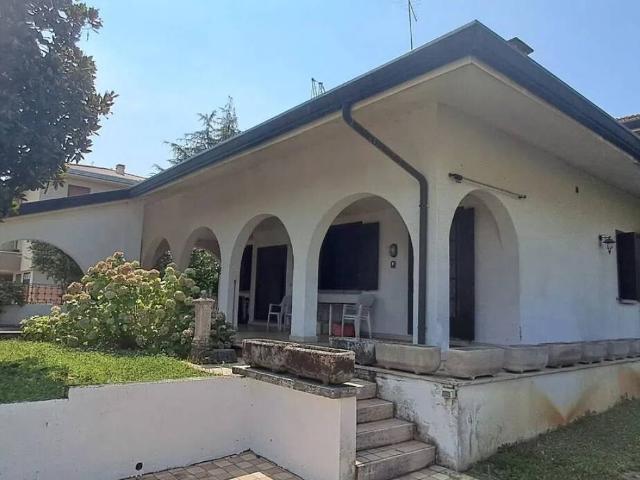 Villa Indipendente in vendita a Quartiere Marconi, Torri Di Quartesolo