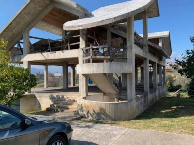 Villa Indipendente in vendita a Torrice, Lazio