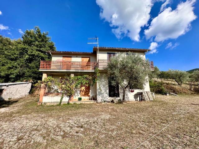 Villa Indipendente in vendita a Torricella Sabina, Lazio