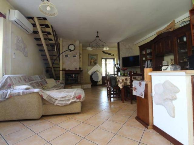 Villa Indipendente in vendita a Torricella Sabina, Lazio