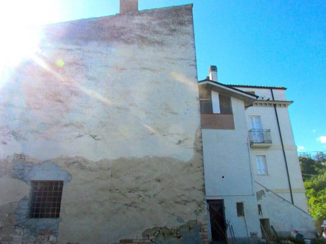 Villa Indipendente in vendita a Torricella Sicura, Abruzzo