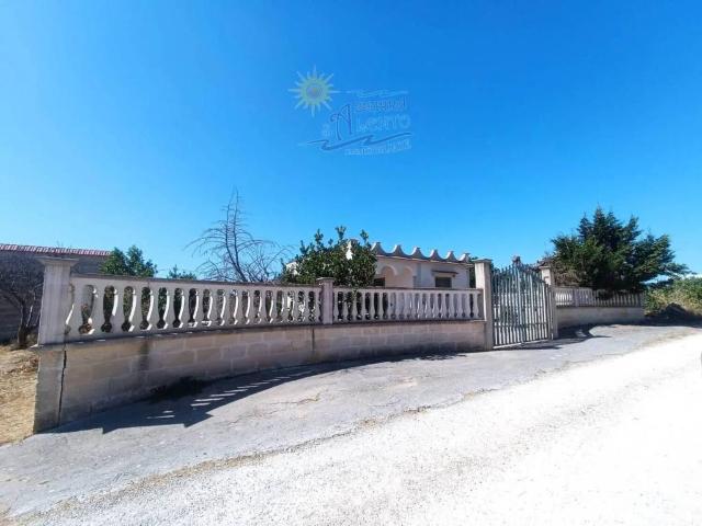 Villa Indipendente in vendita a Puglia, Taranto