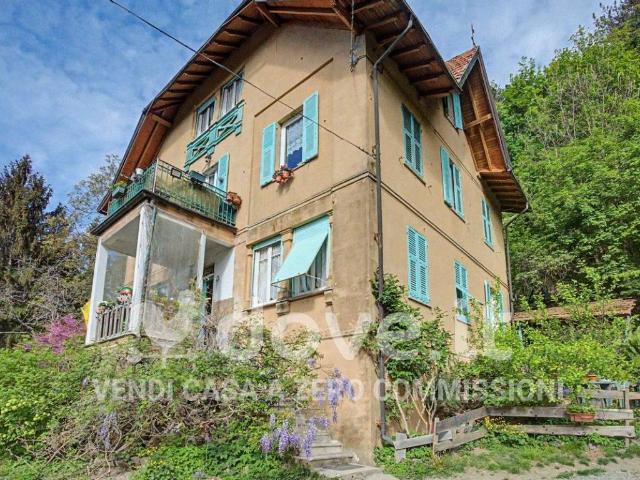 Villa Indipendente in vendita a Torriglia, Liguria