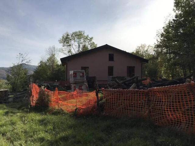 Villa Indipendente in vendita a Torriglia, Liguria