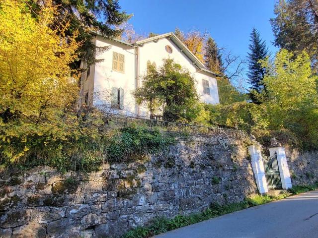 Villa Indipendente in vendita a Torriglia, Liguria