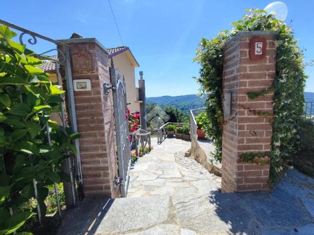 Villa Indipendente in vendita a Torriglia, Liguria