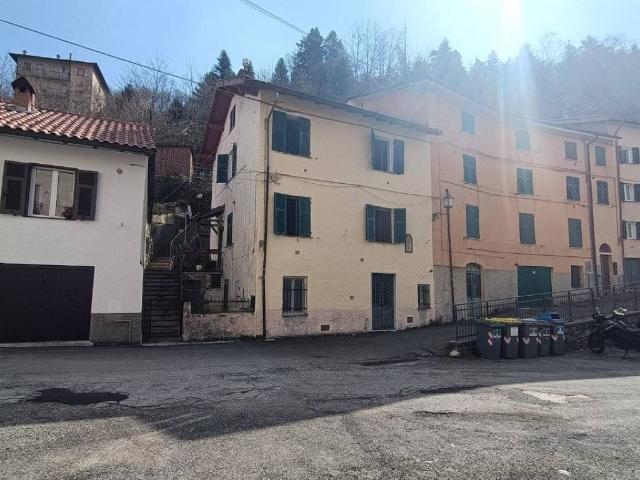 Villa Indipendente in vendita a Torriglia, Liguria